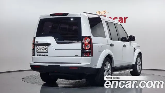 Land Rover Discovery 2016 — фото 2