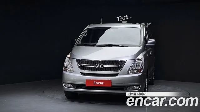 Hyundai Starex 2015 — фото 3
