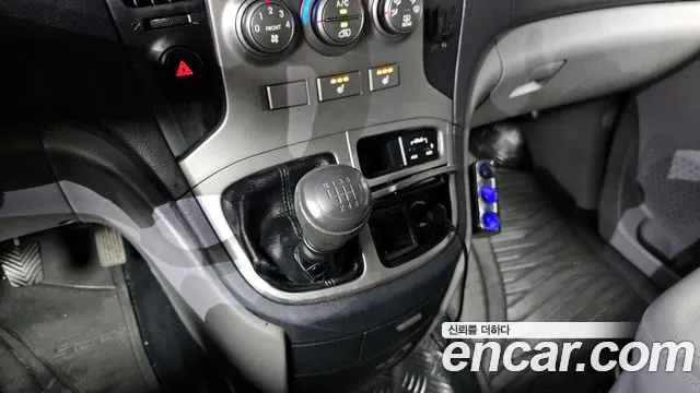 Hyundai Starex 2015 — фото 9