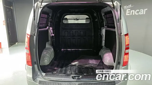 Hyundai Starex 2015 — фото 13