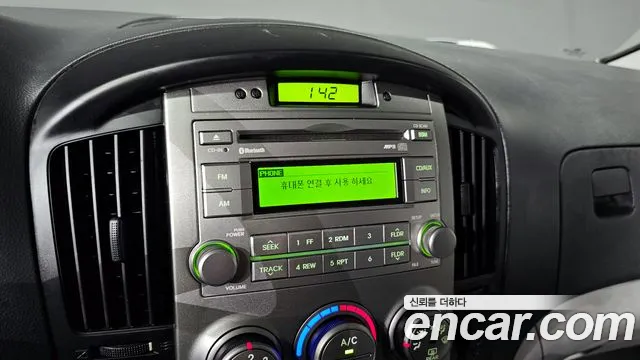 Hyundai Starex 2015 — фото 19