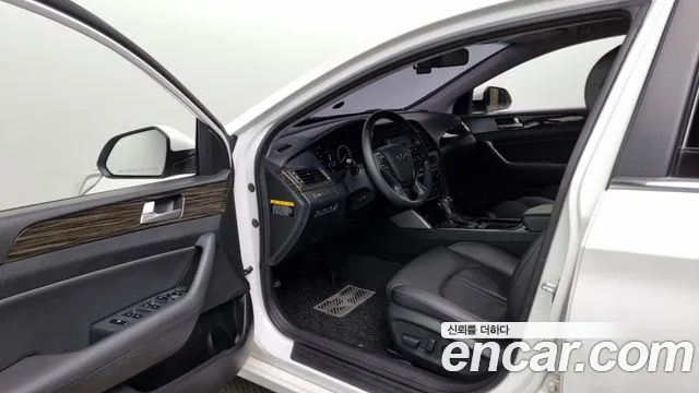 Hyundai Sonata 2015 — фото 11