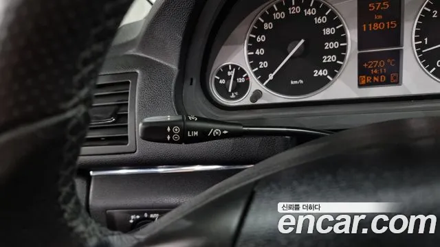 Mercedes-Benz B-Class 2011 — фото 17