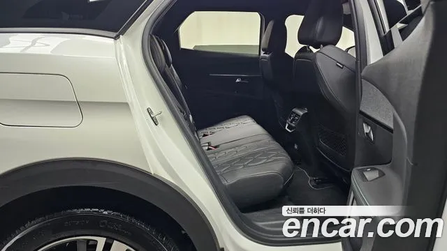 Peugeot 3008 2024 — фото 12