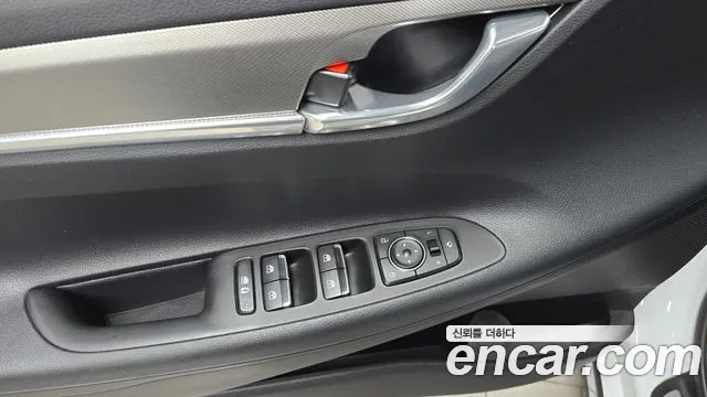 Hyundai Grandeur 2022 — фото 17