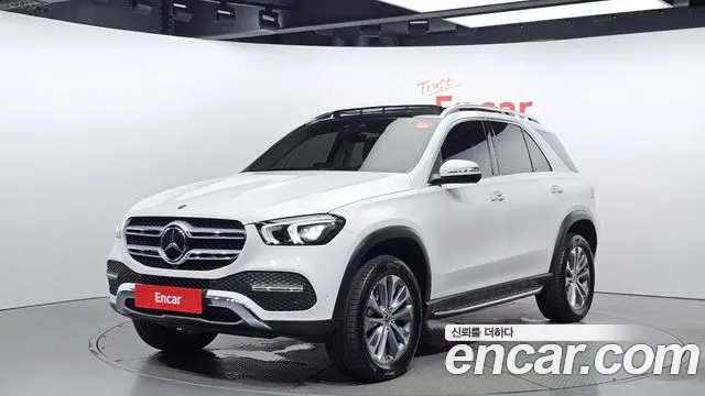Mercedes-Benz GLE-Class 2022 — фото 1