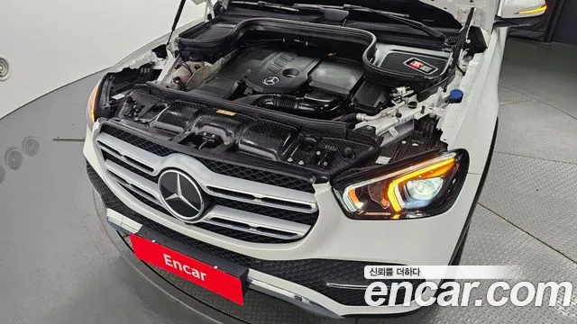 Mercedes-Benz GLE-Class 2022 — фото 6