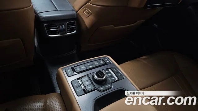 Hyundai Genesis 2016 — фото 17
