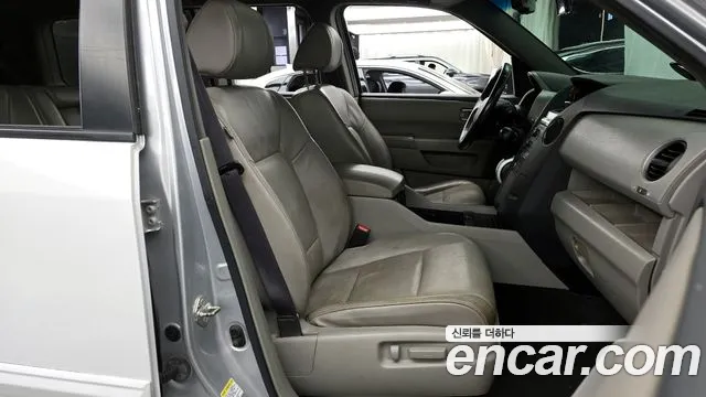 Honda Pilot 2011 — фото 11