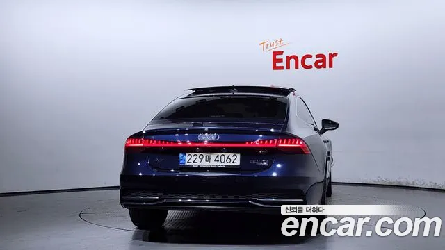 Audi A7 2021 — фото 4