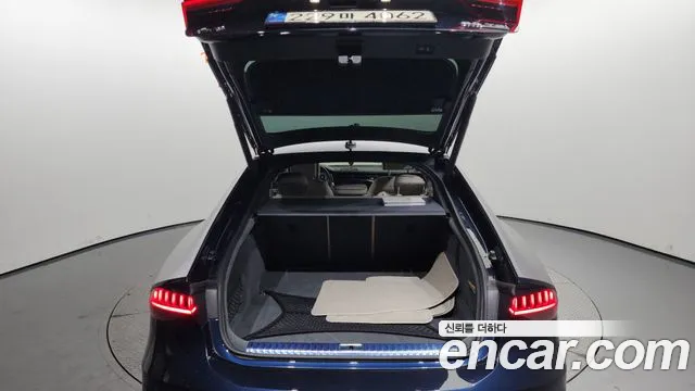 Audi A7 2021 — фото 20