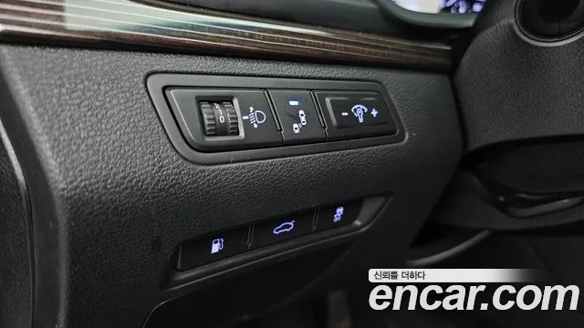 Hyundai Sonata 2018 — фото 12