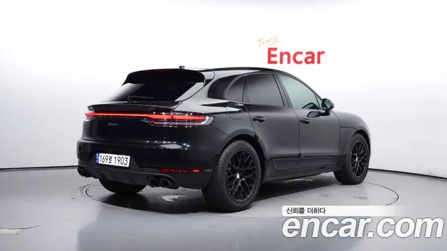 Porsche Macan 2019 — фото 2