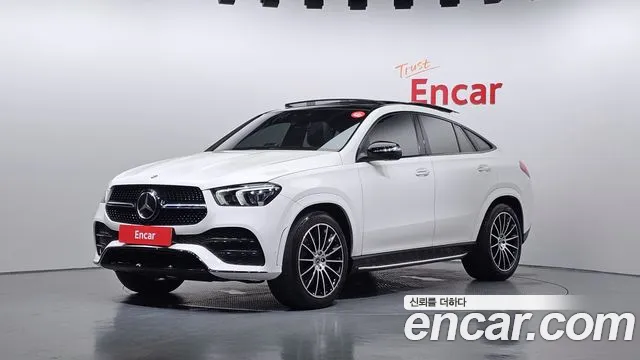 Mercedes-Benz GLE-Class 2022 — фото 1