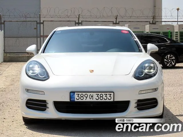 Porsche Panamera 2016 — фото 20