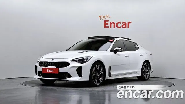 Kia Stinger 2018 — фото 1