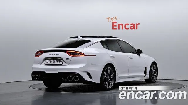 Kia Stinger 2018 — фото 2