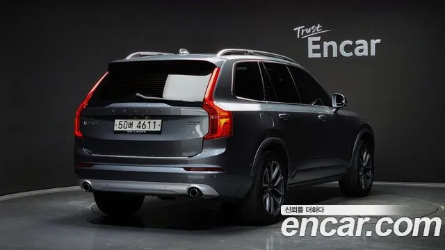 Volvo XC90 2018 — фото 2