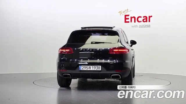 Porsche Macan 2015 — фото 4