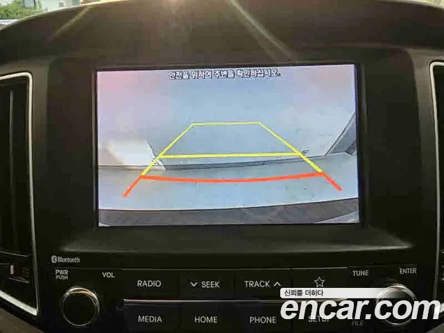 Hyundai Starex 2021 — фото 15