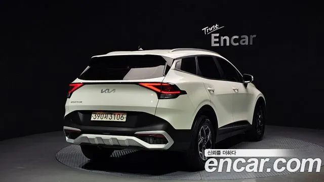 Kia Sportage 2022 — фото 2