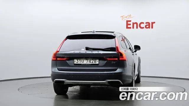 Volvo V90 2018 — фото 4