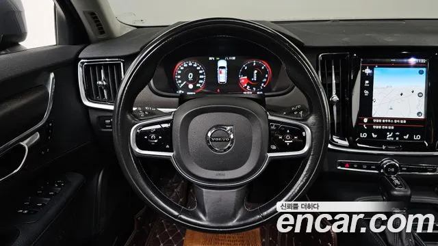 Volvo V90 2018 — фото 13