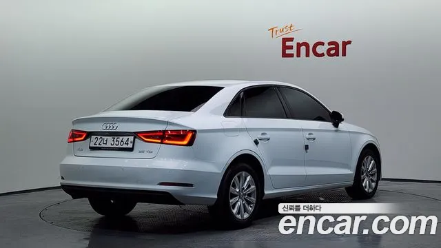 Audi A3 2015 — фото 2