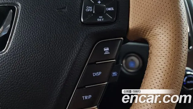Hyundai Equus 2010 — фото 15