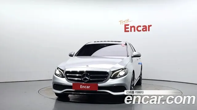 Mercedes-Benz E-Class 2020 — фото 3