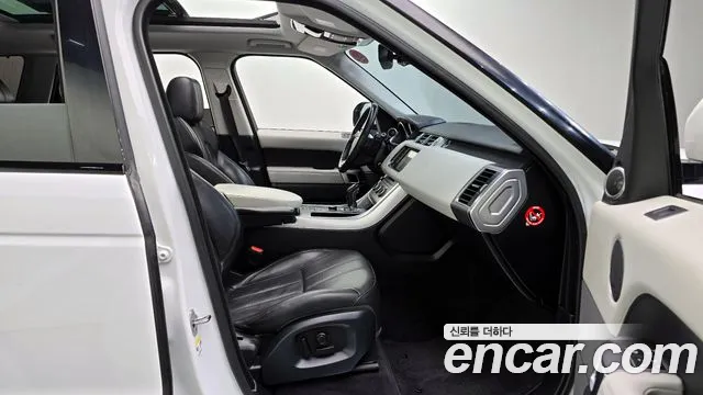 Land Rover Range Rover Sport 2016 — фото 10