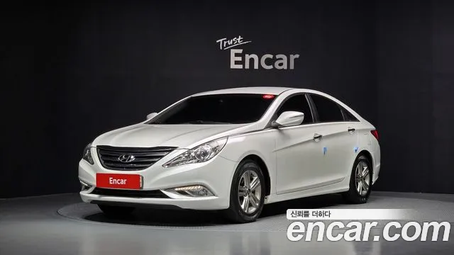 Hyundai Sonata 2013 — фото 1