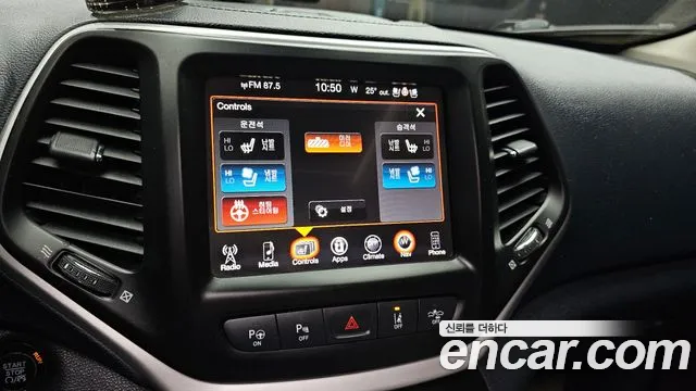 Jeep Cherokee 2015 — фото 17