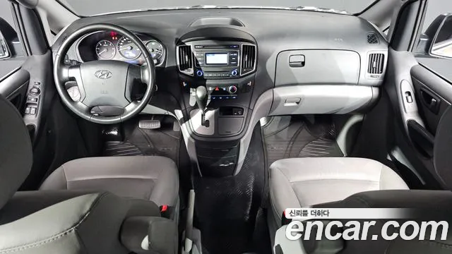 Hyundai Starex 2019 — фото 7