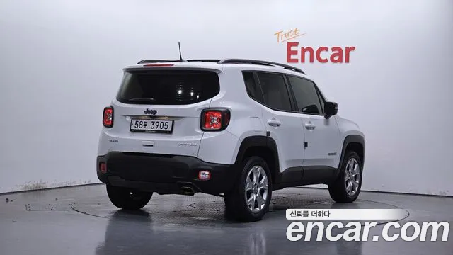 Jeep Renegade 2019 — фото 2