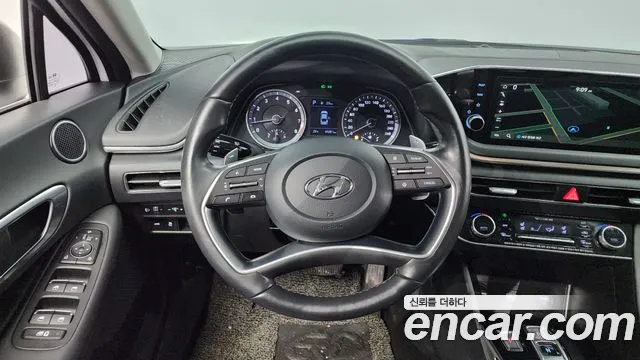 Hyundai Sonata 2021 — фото 13