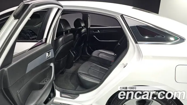 Hyundai Sonata 2015 — фото 11