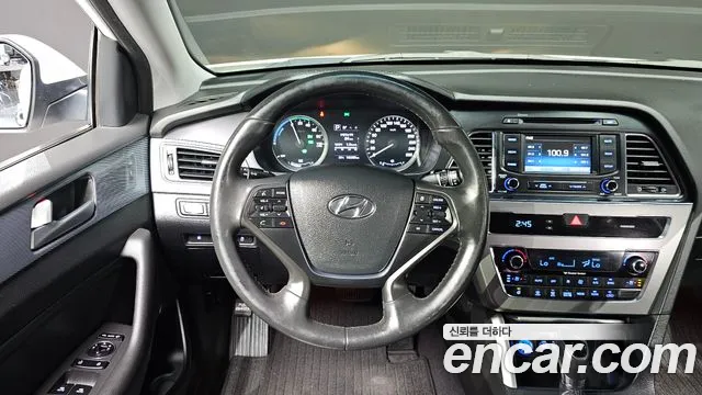 Hyundai Sonata 2015 — фото 15