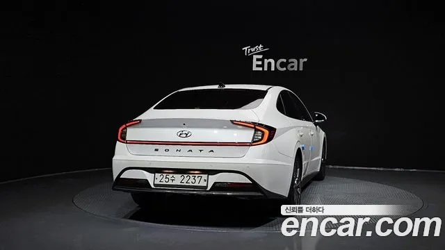Hyundai Sonata 2020 — фото 4