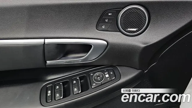 Hyundai Sonata 2020 — фото 12