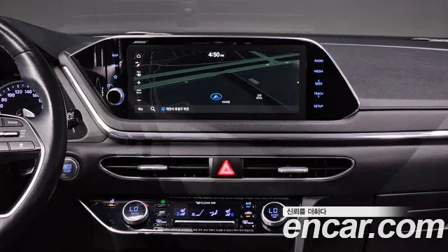 Hyundai Sonata 2020 — фото 16