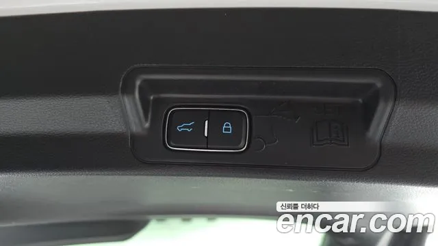 Ford Explorer 2021 — фото 20