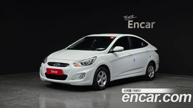 Hyundai Accent 2011 — фото 1
