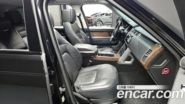 Land Rover Range Rover 2018 — фото 10