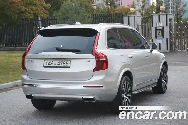 Volvo XC90 2020 — фото 4