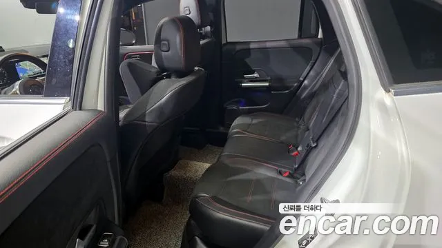 Mercedes-Benz GLA-Class 2022 — фото 11