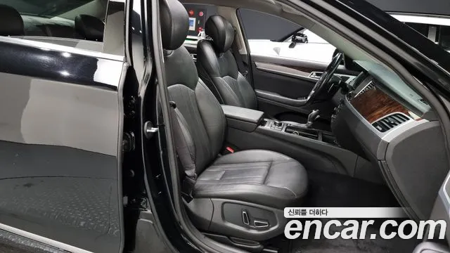 Hyundai Genesis 2015 — фото 10