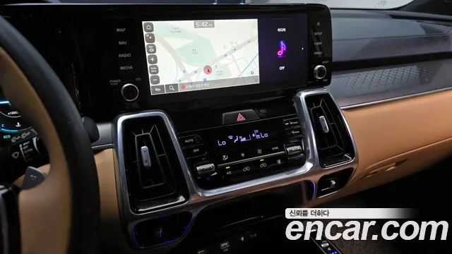 Kia Sorento 2023 — фото 14