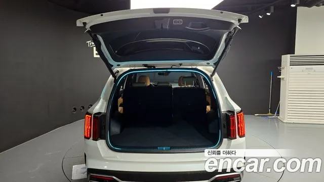Kia Sorento 2023 — фото 20