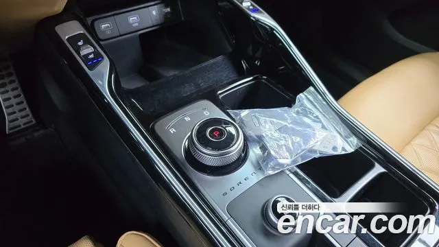 Kia Sorento 2023 — фото 9